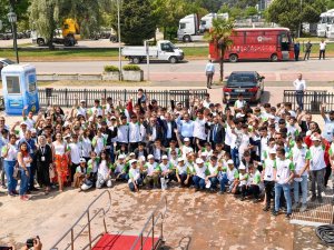 Bursa Ve Antalya’dan Gelen Öğrenciler Samsun’u Gezdi