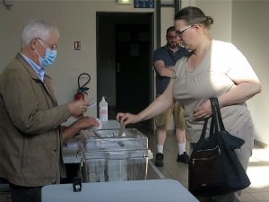 Fransa’da Halk, Milletvekili Seçimleri İçin Sandık Başında