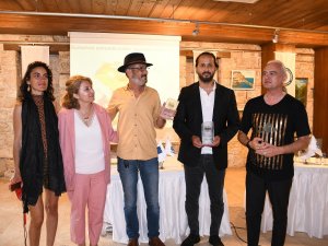 Ünlü Mikolog Jilber Barutçiyan Kuşadası Sokak Festivali’ne Konuk Oldu