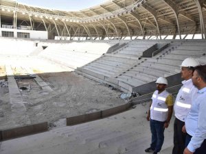 Vali Akkoyun Kentteki Spor Yatırımlarını İnceledi