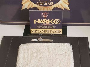 Kaynak Makinesine Gizlenmiş Uyuşturucu Ele Geçirildi