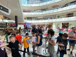 Sarıyer’de Karne Tatili Öncesi Çocuklar ‘Kral Şakir’ İle Eğlendi
