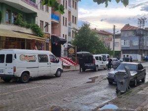 Tartıştığı Annesini Tüfekle Vurdu