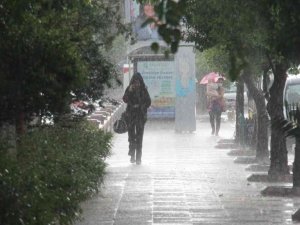 Meteoroloji’den Aydın’a Sağanak Yağış Uyarısı