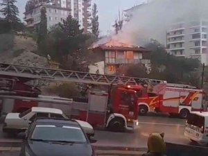 Ankara’da Gecekonduda Yangın