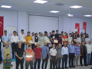 Örnek Öğrenciler Ödüllendirildi