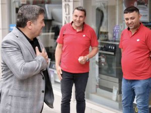 Esnafla Bir Araya Geldi, Şehre Birlikte Hizmet Mesajı Verdi