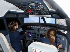 Kidzania İ̇stanbul, 8. Yaşını Basın Mensupları Ve Çocuklarıyla Kutladı