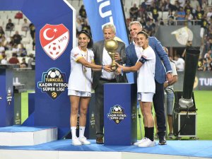 Kadın Futboluna İlgi Her Gün Artıyor