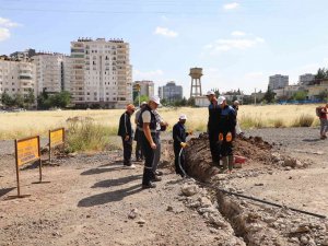 Di̇ski̇ Ekiplerinden 100 Evler’de Abone Bağlantı Çalışması