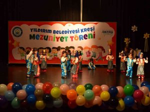 Yıldırımlı Miniklerin Mezuniyet Heyecanı