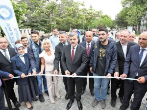 Gazi Üniversitesi, Yenilenen Kitap Bankosu’nu Törenle Hizmete Açtı