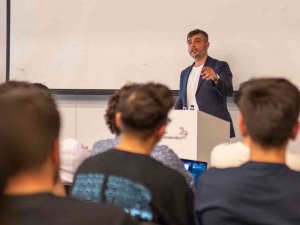 İ̇şadamı Karataş, ‘Kariyer Hedefim’in Konuğu Oldu