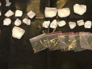 Uyuşturucu Taciri 12 Kişi Tutuklandı