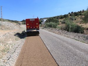 Turgutlu Belediyesi 10 Kilometre Asfalt Serdi