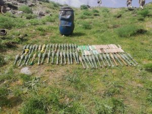 Şırnak’ta Terör Örgüte Ait Çok Sayıda Roketatar Mühimmatı Ve Sevk Fişeği Ele Geçirildi