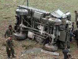 Askeri araç kışla'da kaza yaptı: 4 Asker Yaralı