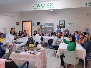 İ̇pek Kozalar Osmangazi’de Renklendi