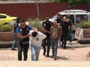 Elazığ’da Uyuşturucu Maddeyle Yakalanan 3 Zanlı Tutuklandı