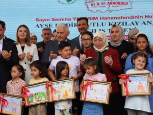 Binali Yıldırım: “Yüzünü Türkiye’ye Dönmüş Milyonlara Karşı Da Sorumluluğumuz Var”