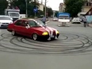 Düğünde Drift Pahalıya Mal Oldu