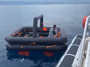 İ̇zmir Açıklarında 6 Göçmen Kurtarıldı