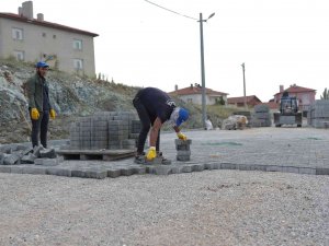 İ̇nköy Mahallesi’ne Kilit Parke