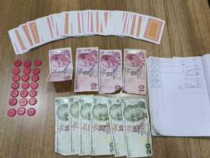 Kumar Oynayan 7 Kişiye 12 Bin Tl Ceza