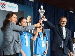 Kocaeli’de Düzenlenen Satranç Şampiyonası Sona Erdi