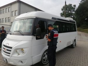 Okul Servislerine Jandarma Ekiplerinden Sıkı Denetim