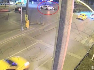 Eskişehir’deki Trafik Kazası Mobese Kamerasına Yansıdı