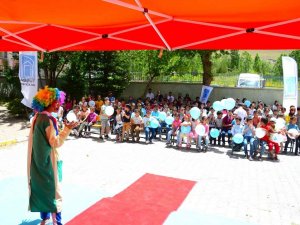 Tuşba Belediyesi’nden Öğrencilere Yönelik Tiyatro Etkinliği