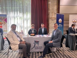 Rektör Polat Almanya’da Kbü’yü Anlattı