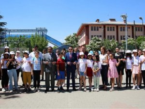 Tunceli Munzur Ortaokulunda Tübi̇tak 4006 Bilim Fuarı