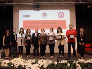 Avrasya Üniversitesinde ‘Afetler Odağında Hemşirelik Bakımı’ Paneli