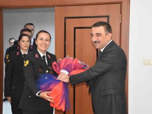Siirt Vali Hacıbektaşoğlu, Jandarma Teşkilatının Yıl Dönümünü Kutladı