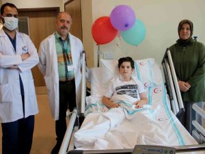 Kalbi Delik 9 Yaşında Ki Çocuk, Erzurum Şehir Hastanesi’nde Sağlığına Kavuştu
