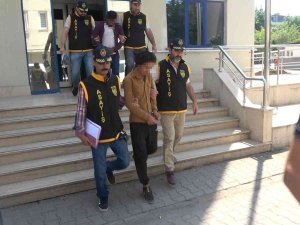 Yalova’da Yakalanan 2 Telefon Dolandırıcısı Adliyeye Sevk Edildi