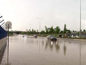 Başkent’te Yağış Yine Kendini Gösterdi