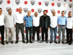 Somaspor’da Başkan Mustafa Aydın Güven Tazeledi