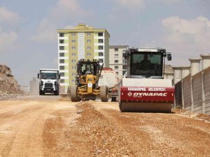 Karaköprü’de Üstyapı Çalışmaları Aralıksız Sürüyor