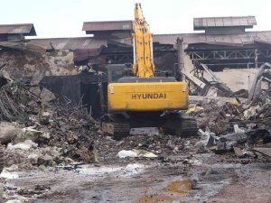 Diyarbakır’daki Fabrika Yangınının Bilançosu Ortaya Çıktı: 8 Bin Metrelik Alan Yandı