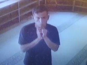3 Caminin İmam Odasını Soyan Firari Hükümlü Hırsız Güvenlik Kameralarına Yakalandı