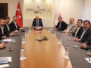 Memur-sen Heyeti Bakan Bilgin İle Görüştü