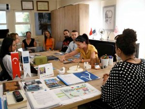 Kuşadası Belediyesi Makedon Öğrencileri Ağırladı