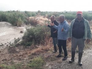 Manisa’da Şiddetli Yağış Ve Dolu Zarara Yol Açtı
