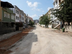 İ̇negöl’de 21 Sokakta Kaldırımlar Yenilendi