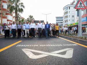 Seçer: "Anamur’da Büyükşehre Ait Yol Ağında Sorun Bırakmayacağız"