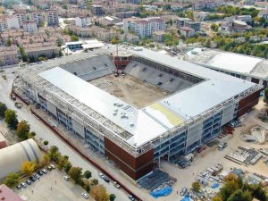 Elazığ Stadyumu’nda Çalışmalar Yeniden Başladı
