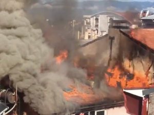 Burdur’da Çatı Katı Yangını: 1 Yaralı